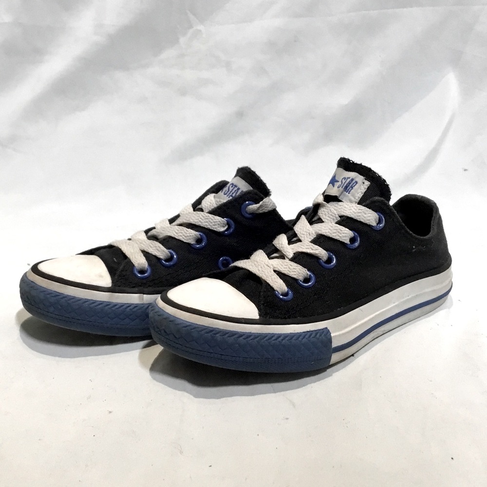 Converse Low Tops